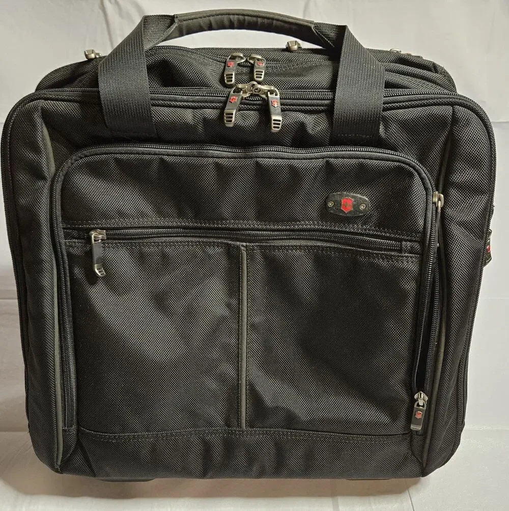 Victorinox Swiss Army Rolling Laptop Briefcase Wheeled Business Travel Bag Black